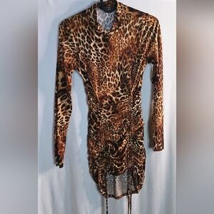NWOT - FASHION NOVA Vestido Mini Chasing You Leopard - Leopardo